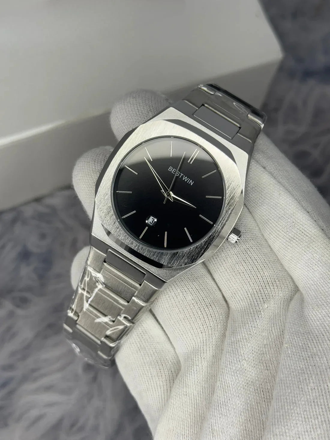 Bestwin Date Just Watch in Silver Black with stainless steel band and sleek black dial