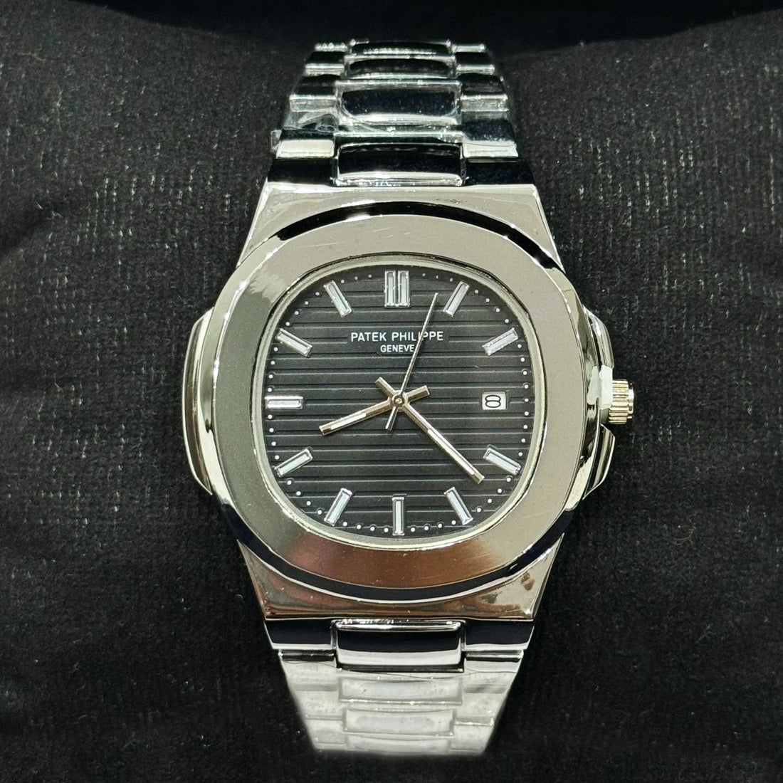 Patek Philippe Watch in Silver Black Color with stainless steel bracelet and black dial showing date