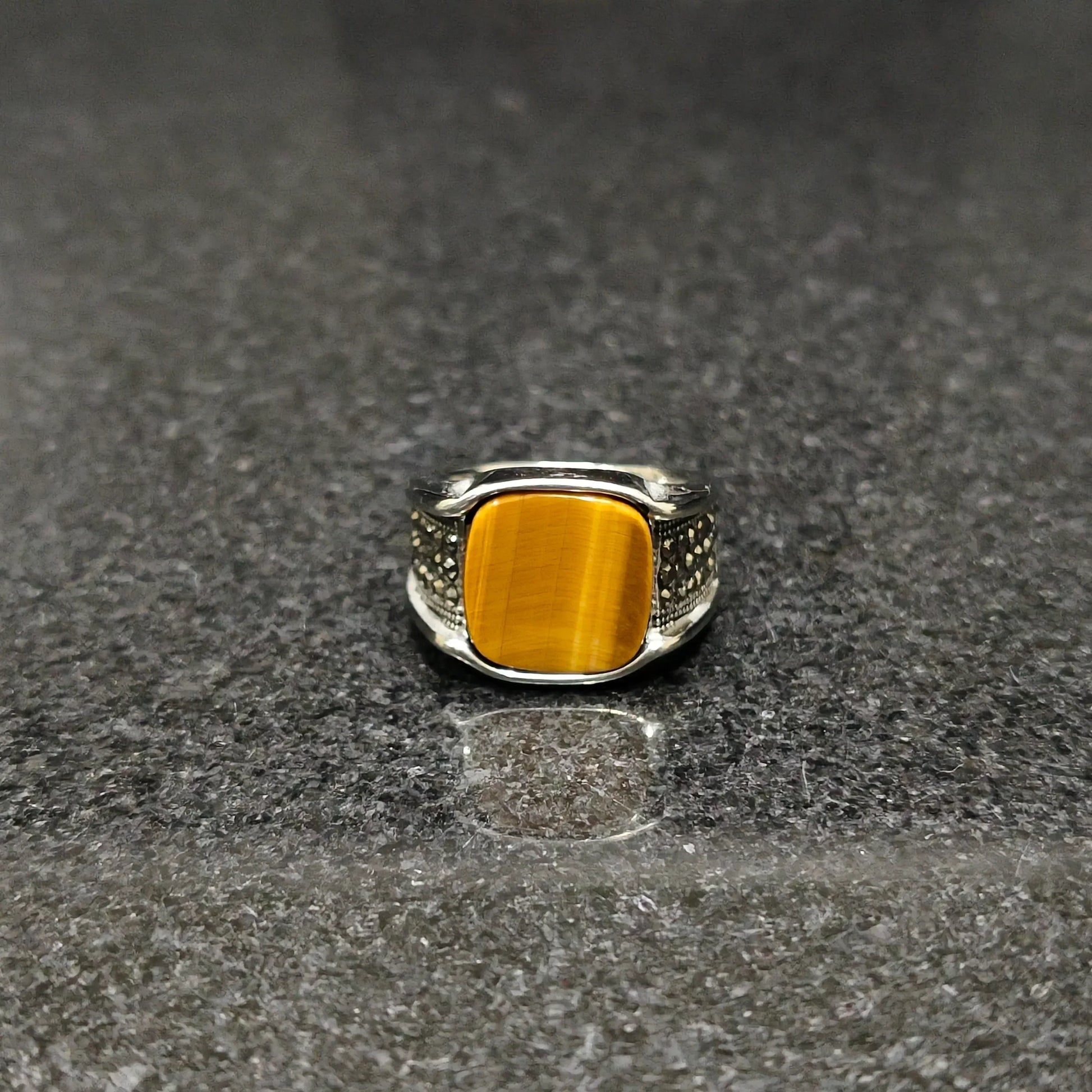 Turkish onyx riger ring for men in pakistan with yellow stone and detailed silver band